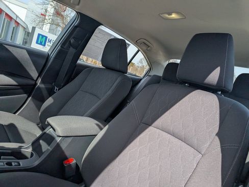 Used 2024 Toyota Corolla LE image 16