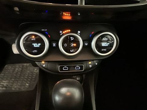 Used 2023 FIAT 500X Sport w/ Technology Group AWD/4WD image 23