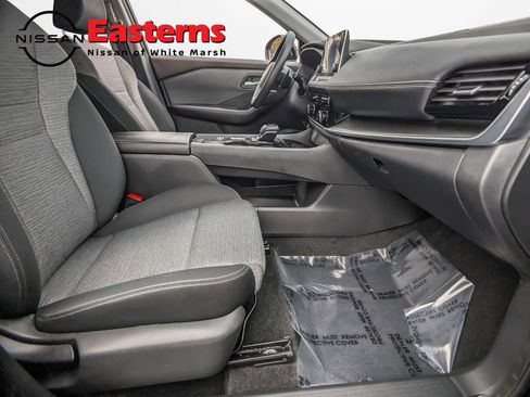 Used 2022 Nissan Rogue SV image 44