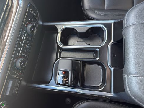 Used 2024 Chevrolet Silverado 1500 LT Trail Boss w/ LT Trail Boss Premium Package image 23