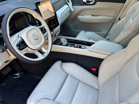 New 2026 Volvo XC60 B5 Ultra w/ Climate Package AWD/4WD image 7
