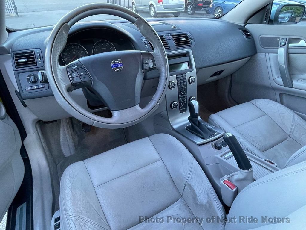 Used 2007 Volvo C70 T5 FWD image 23