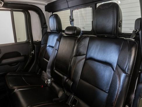 Used 2022 Jeep Gladiator Mojave w/ LED Lighting Group AWD/4WD image 25