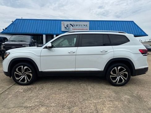 Used 2022 Volkswagen Atlas SEL AWD/4WD image 8