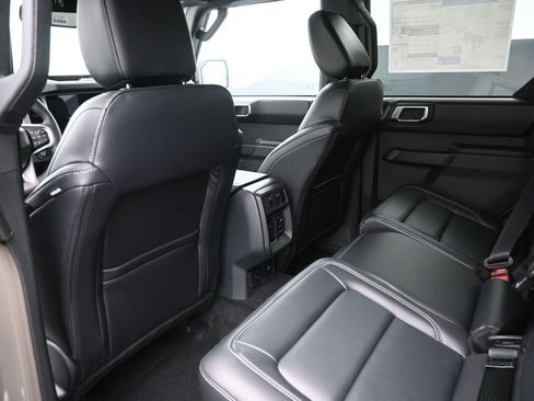 New 2026 Ford Bronco Outer Banks AWD/4WD image 2