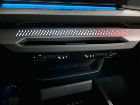 Certified 2025 BMW M235i xDrive w/ Premium Package image 34