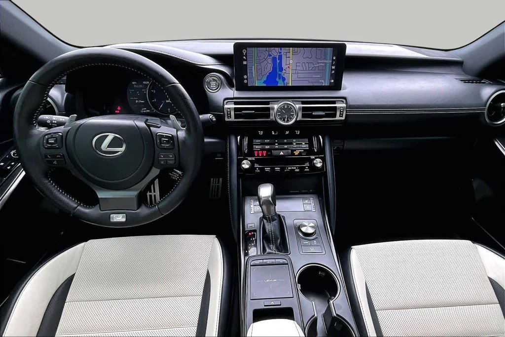 Used 2022 Lexus IS 350 F Sport w/ Navigation Package RWD image 15