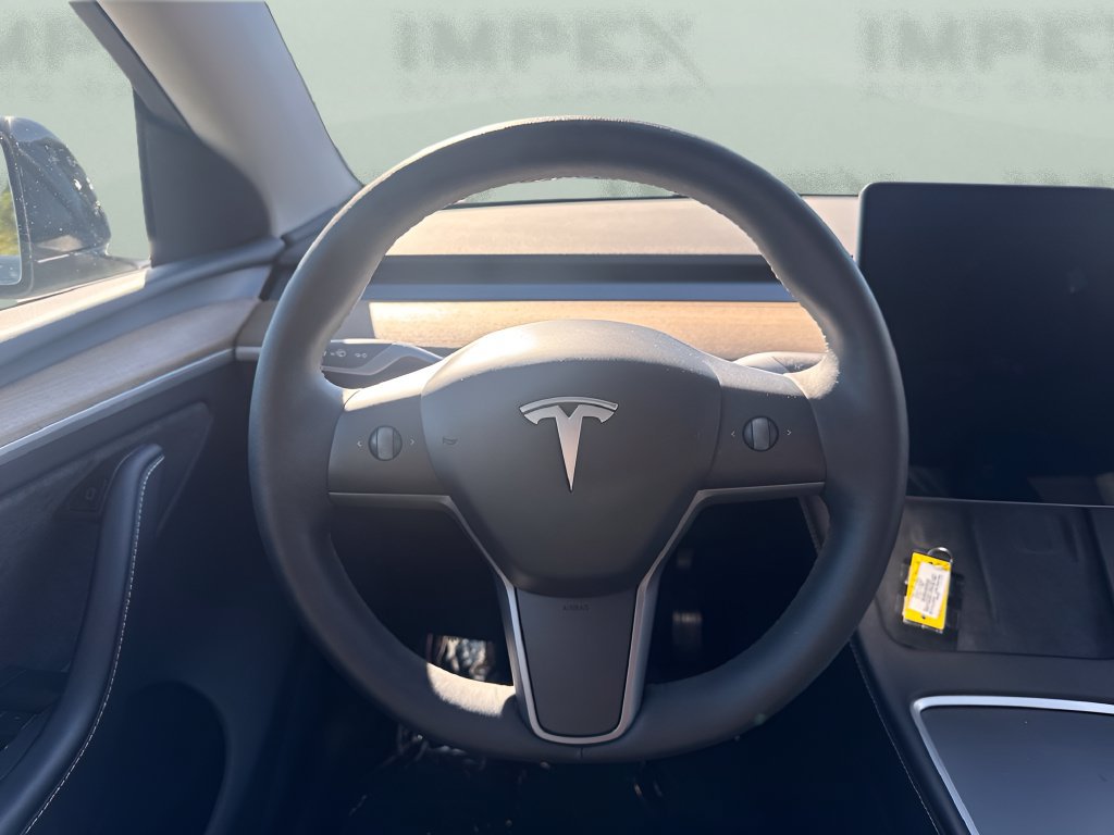 Used 2023 Tesla Model Y Long Range AWD/4WD image 14