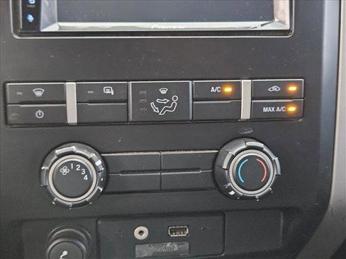 Used 2012 Ford F150 XLT w/ XLT Chrome Pkg image 15