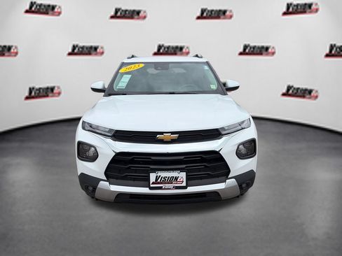 Used 2023 Chevrolet TrailBlazer LT w/ Convenience Package FWD image 2
