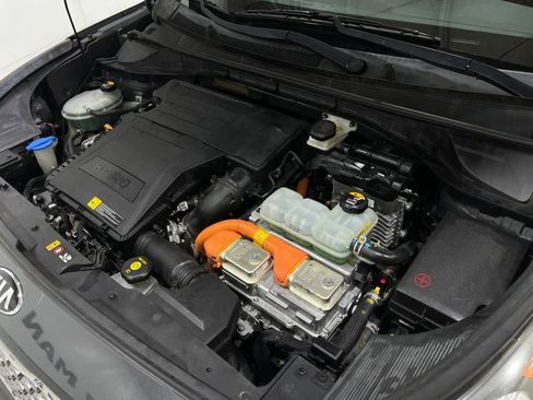 Used 2018 Kia Niro EX w/ EX Touring Graphite Edition image 27