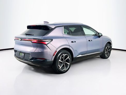 Used 2024 Chevrolet Equinox EV LT image 9