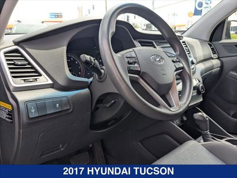 Used 2017 Hyundai Tucson SE image 12