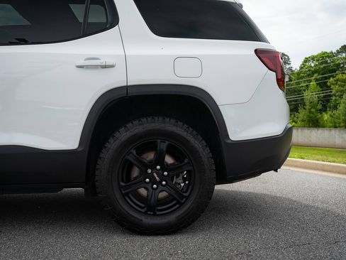 Used 2022 GMC Acadia AT4 w/ Preferred Package AWD/4WD image 6