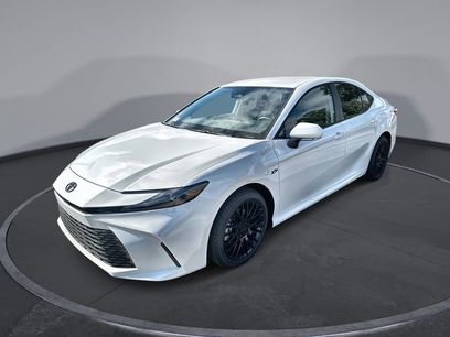 New 2025 Toyota Camry LE