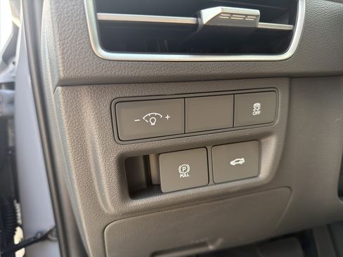 Used 2024 Hyundai Sonata SEL FWD image 12