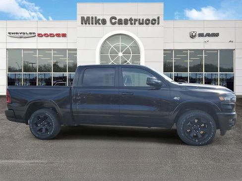 New 2026 RAM 1500 4x4 Crew Cab image 3