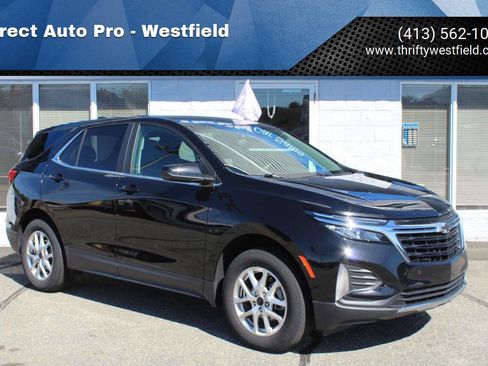 Used 2023 Chevrolet Equinox LT w/ Driver Convenience Package image 1