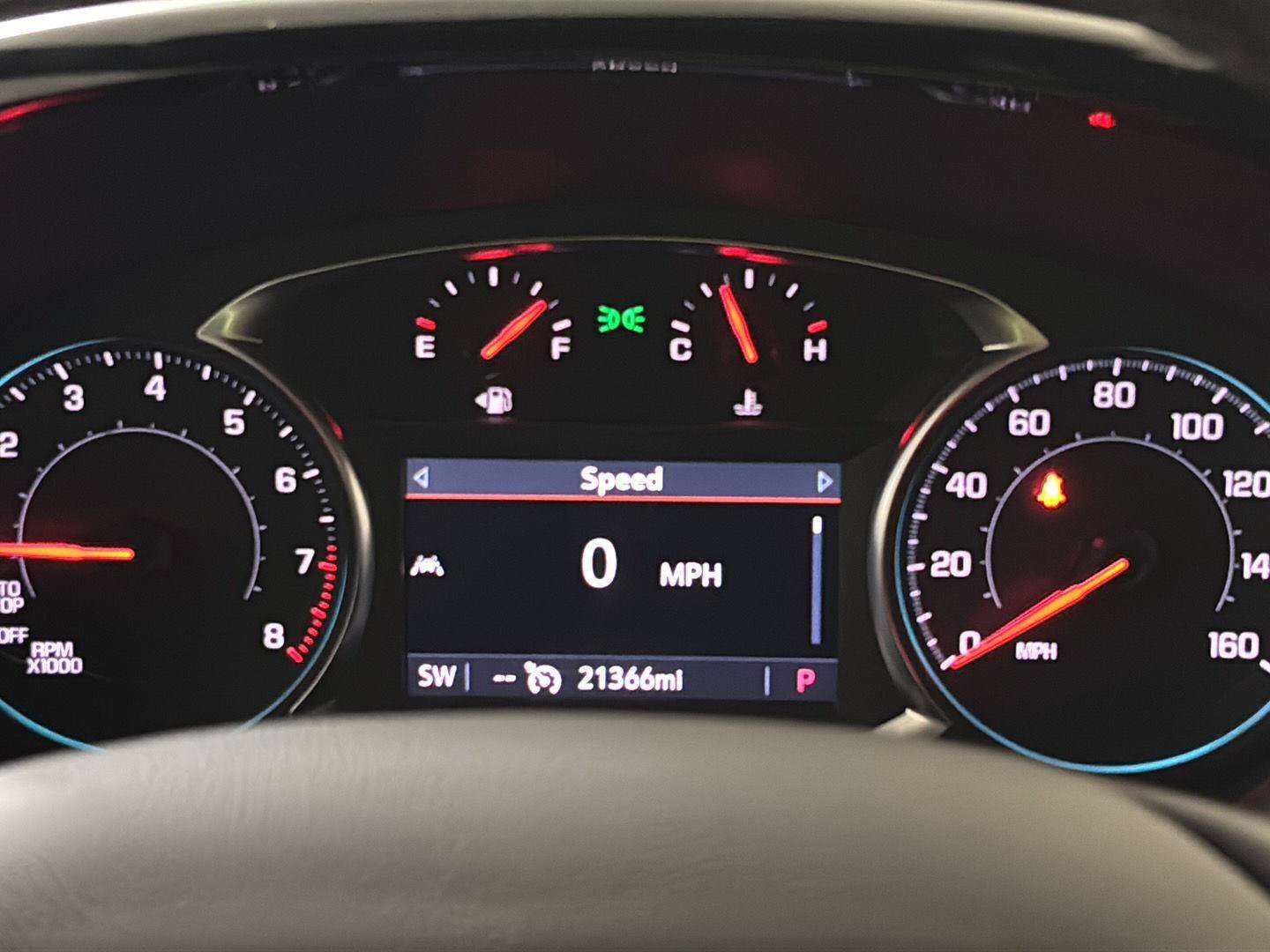 Used 2023 Chevrolet Traverse LT FWD image 27