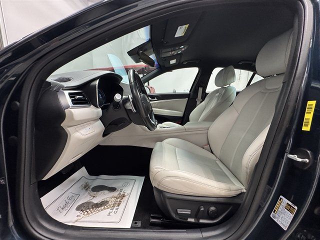 Used 2024 Genesis G70 2.5T AWD/4WD image 19