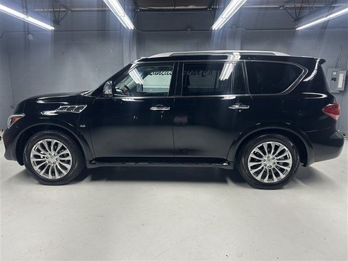 Used 2016 INFINITI QX80 4WD w/ Deluxe Technology Package image 10