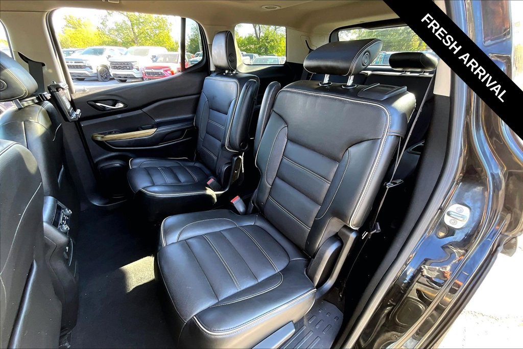 Used 2018 GMC Acadia Denali w/ Technology Package AWD/4WD image 7