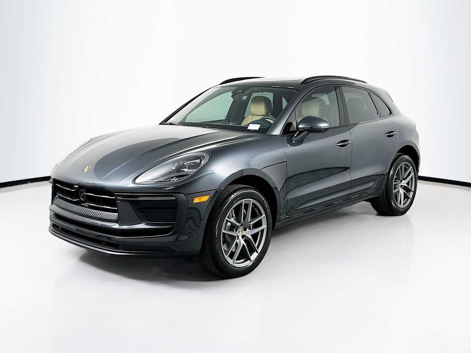 Used 2026 Porsche Macan AWD/4WD image 1