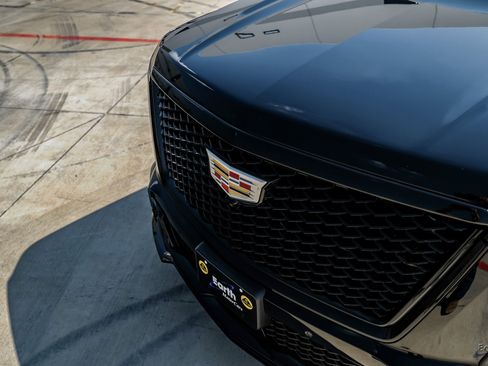 Used 2025 Cadillac Escalade V image 16