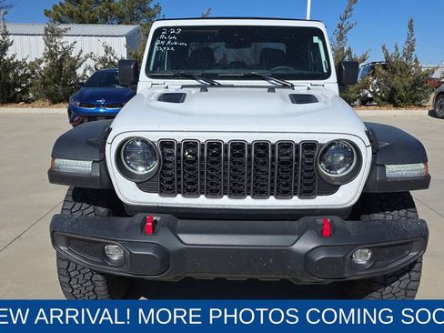 Used 2024 Jeep Gladiator Rubicon image 8