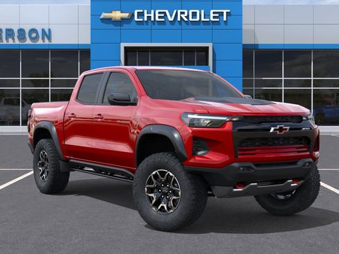 New 2026 Chevrolet Colorado ZR2 w/ Technology Package AWD/4WD image 3