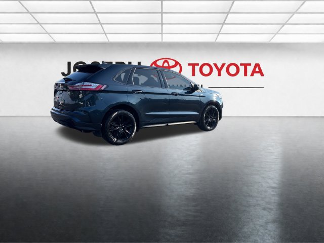 Used 2024 Ford Edge ST-Line w/ Cargo Accessory Package AWD/4WD image 4
