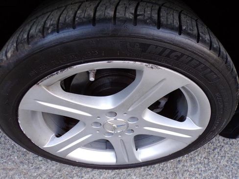 Used 2007 Mercedes-Benz CLS 550 image 41