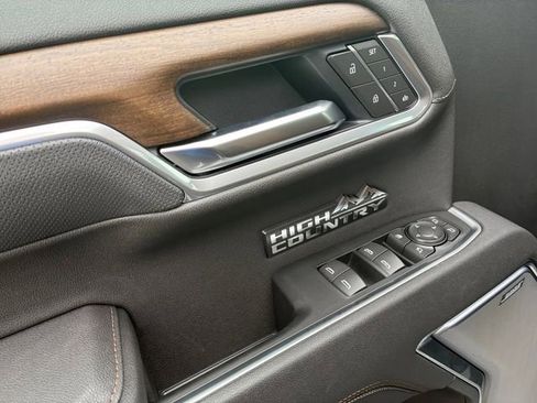 New 2026 Chevrolet Silverado 1500 High Country AWD/4WD image 12