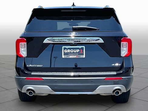 Used 2023 Ford Explorer Limited w/ Equipment Group 301A AWD/4WD image 5