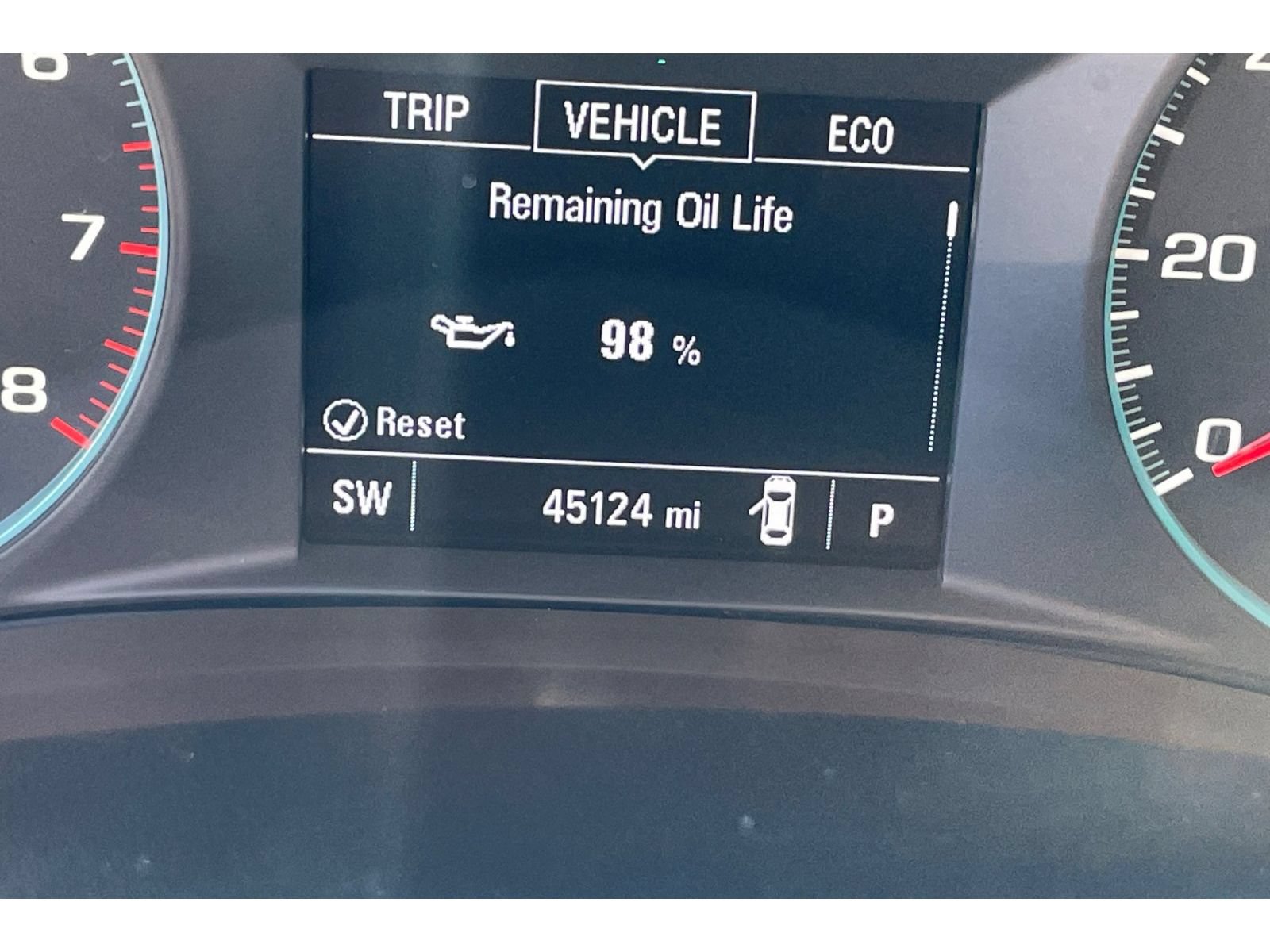 Used 2020 Chevrolet Malibu LS FWD image 35