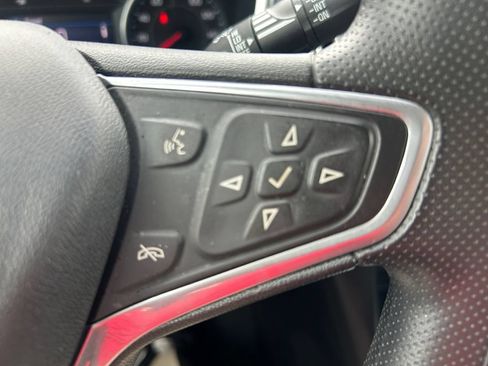 Used 2022 Chevrolet Equinox LT FWD image 17