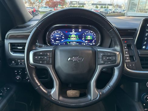 Used 2022 Chevrolet Suburban Z71 image 22