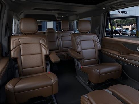 New 2026 Lincoln Navigator L Reserve AWD/4WD image 11