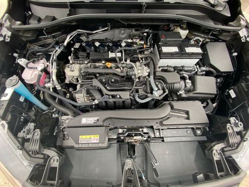 Used 2024 Toyota Corolla Cross L FWD image 29