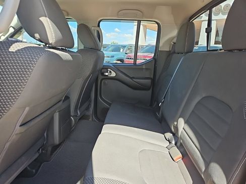 Used 2016 Nissan Frontier PRO-4X AWD/4WD image 16