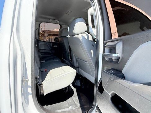 Used 2018 Chevrolet Silverado 1500 W/T w/ Trailering Package RWD image 17