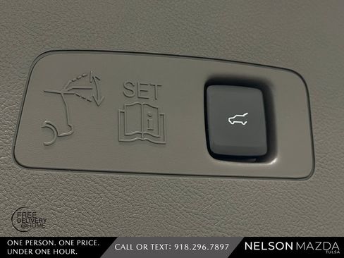 Used 2022 Lincoln Corsair FWD w/ Premium Package image 36