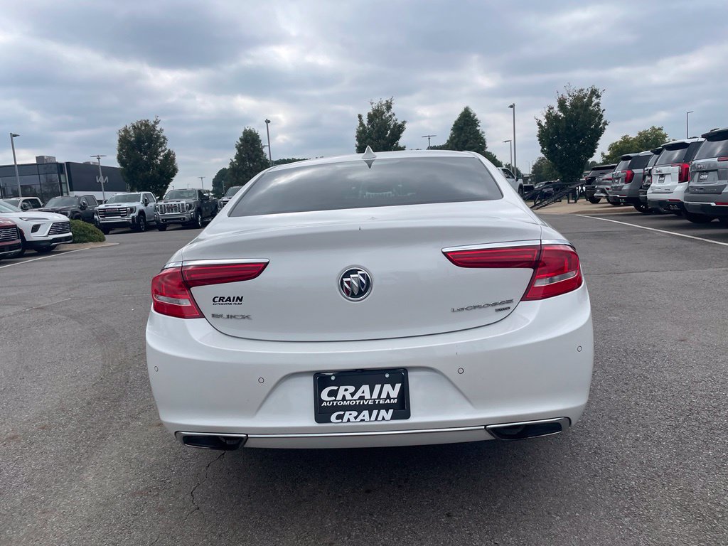 Used 2018 Buick LaCrosse Avenir w/ Driver Confidence Package #2 AWD/4WD image 7