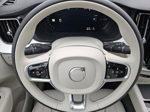 New 2026 Volvo XC60 T8 Ultra w/ Protection Package Premier image 15