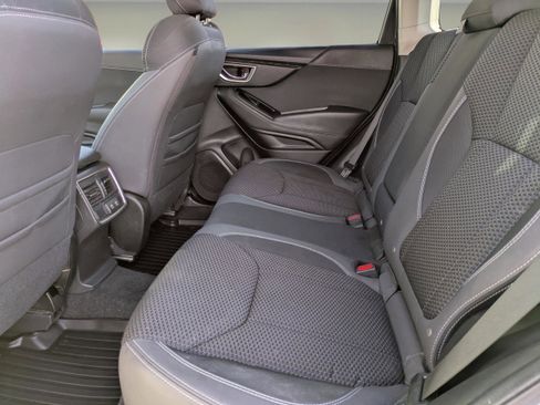 Used 2019 Subaru Forester Premium AWD/4WD image 13