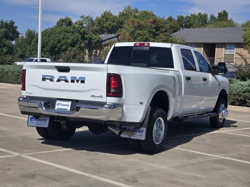 New 2026 RAM 3500 Tradesman AWD/4WD image 4