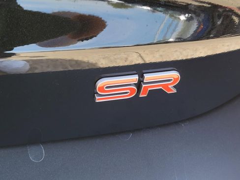 New 2026 Nissan Kicks SR FWD image 12