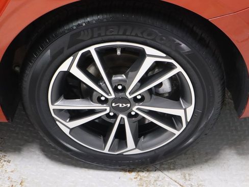 Used 2023 Kia Forte LXS w/ LXS Technology Package FWD image 18
