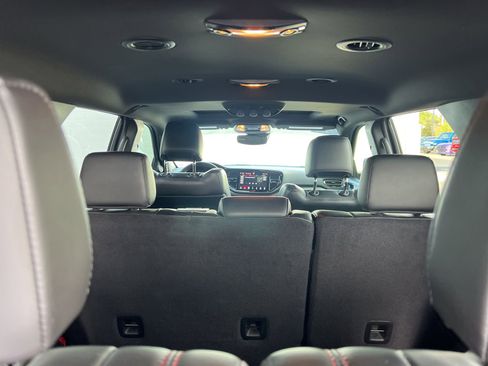 Used 2023 Dodge Durango GT RWD image 16