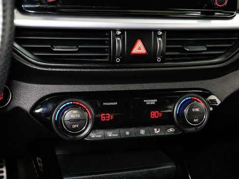 Certified 2022 Kia Forte GT-Line w/ GT-Line Technology Package image 18